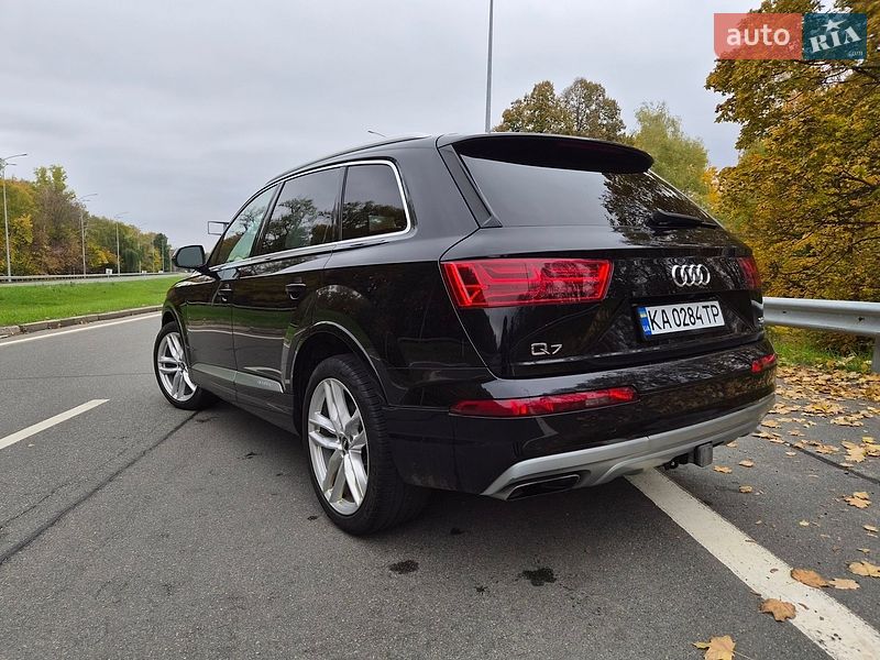 Внедорожник / Кроссовер Audi Q7 2018 в Киеве