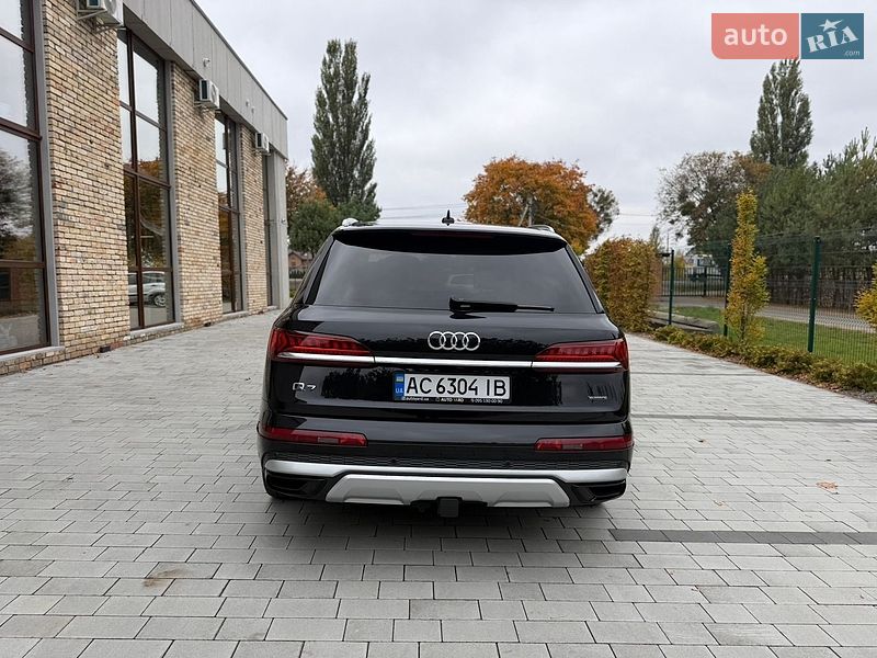 Внедорожник / Кроссовер Audi Q7 2019 в Луцке