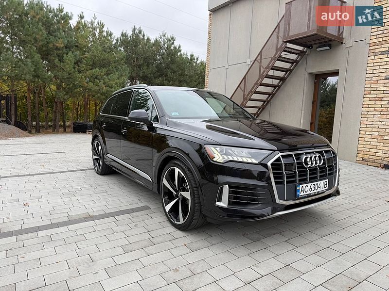 Внедорожник / Кроссовер Audi Q7 2019 в Луцке