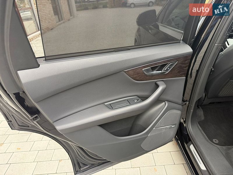 Внедорожник / Кроссовер Audi Q7 2019 в Луцке