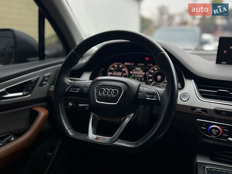 Внедорожник / Кроссовер Audi Q7 2016 в Ивано-Франковске