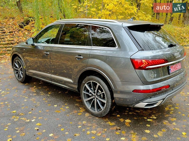 Внедорожник / Кроссовер Audi Q7 2021 в Тернополе