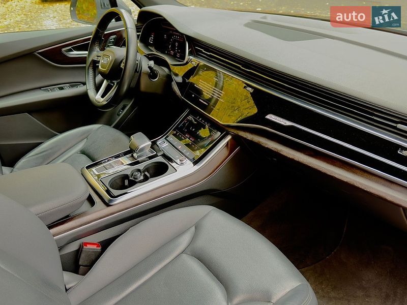 Внедорожник / Кроссовер Audi Q7 2021 в Тернополе