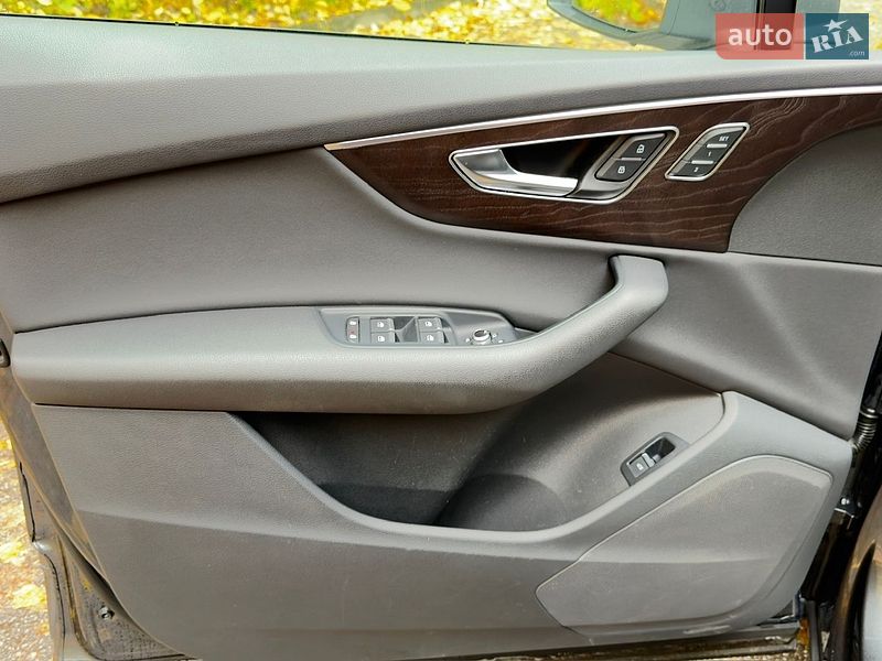 Внедорожник / Кроссовер Audi Q7 2021 в Тернополе