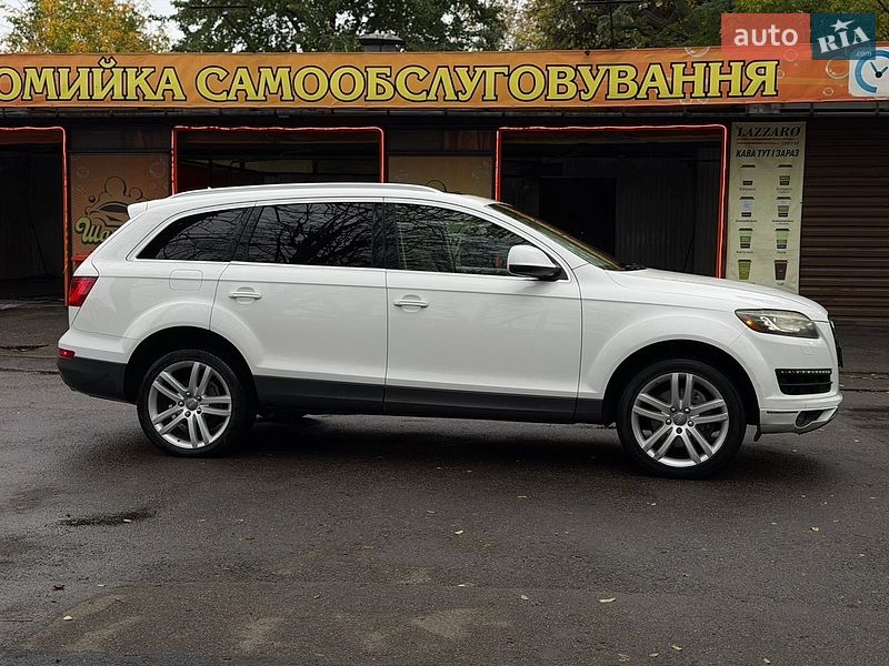 Внедорожник / Кроссовер Audi Q7 2010 в Черкассах