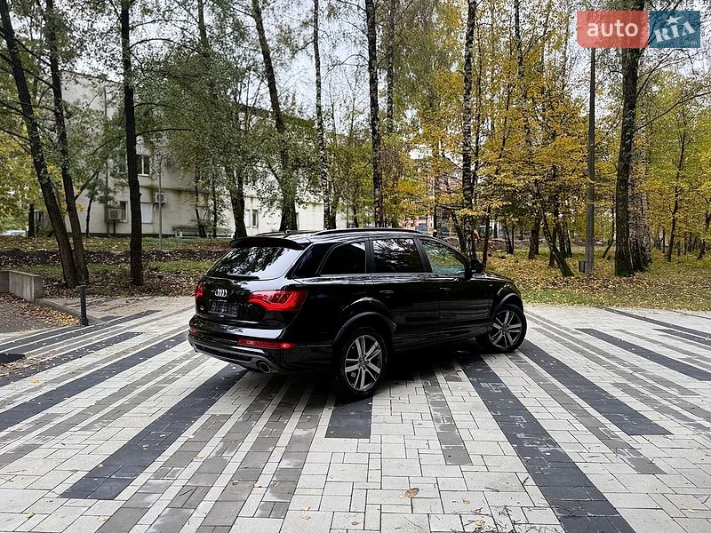 Внедорожник / Кроссовер Audi Q7 2011 в Тернополе