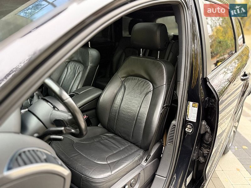 Внедорожник / Кроссовер Audi Q7 2011 в Тернополе