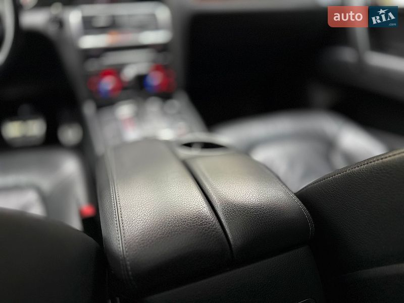 Внедорожник / Кроссовер Audi Q7 2011 в Тернополе