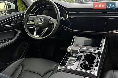 Позашляховик / Кросовер Audi Q7 2022 в Тернополі
