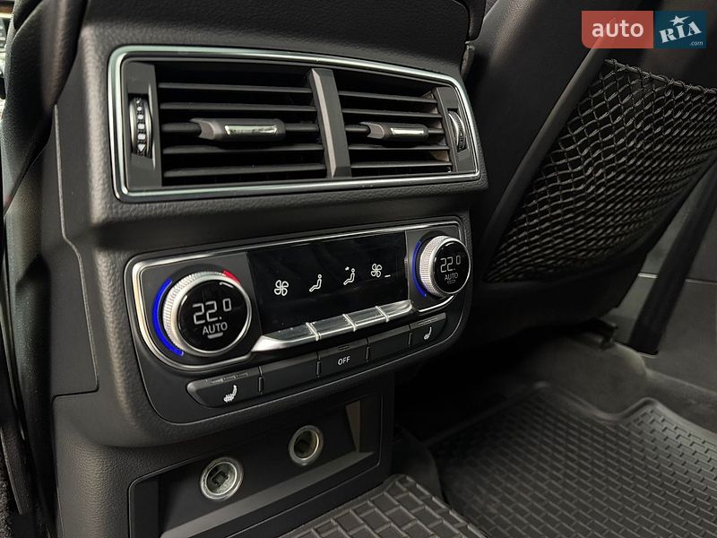 Позашляховик / Кросовер Audi Q7 2018 в Києві