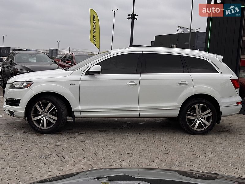 Позашляховик / Кросовер Audi Q7 2015 в Львові