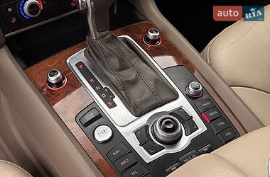 Позашляховик / Кросовер Audi Q7 2015 в Львові