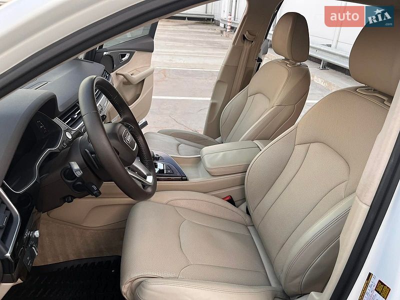 Позашляховик / Кросовер Audi Q7 2017 в Києві фото 17 Позашляховик / Кросовер Audi Q7 2017 в Києві