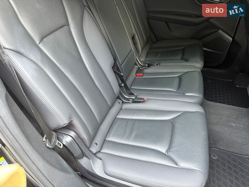 Внедорожник / Кроссовер Audi Q7 2020 в Кривом Роге