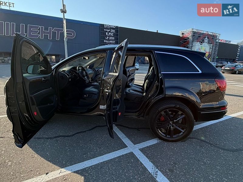 Внедорожник / Кроссовер Audi Q7 2013 в Киеве
