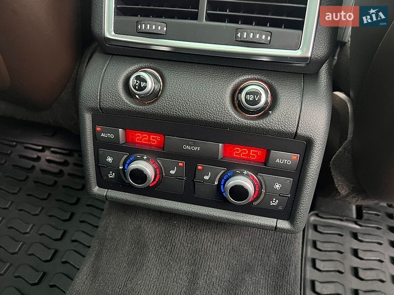 Внедорожник / Кроссовер Audi Q7 2013 в Ровно