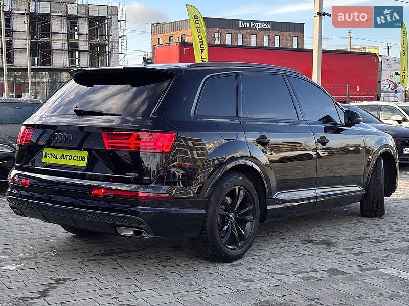 Внедорожник / Кроссовер Audi Q7 2017 в Львове