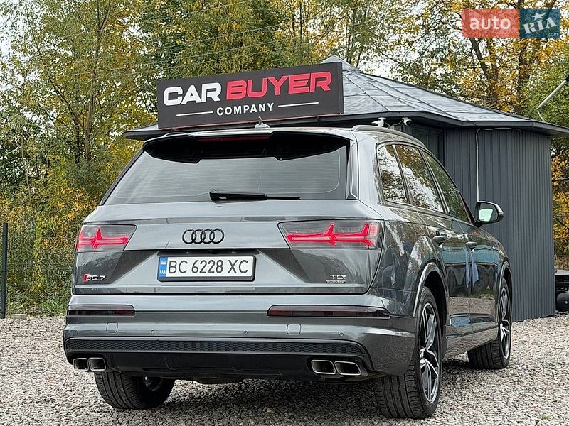 Внедорожник / Кроссовер Audi Q7 2017 в Стрые