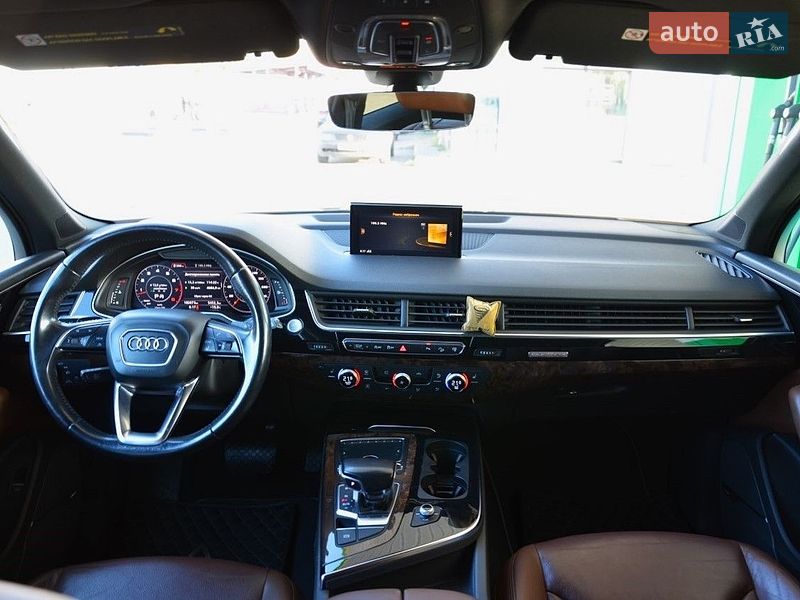 Внедорожник / Кроссовер Audi Q7 2016 в Киеве