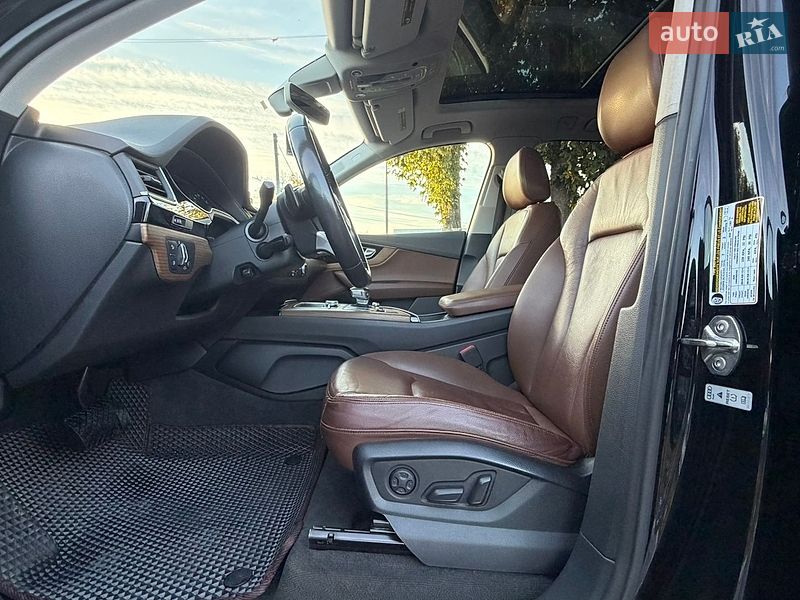 Внедорожник / Кроссовер Audi Q7 2016 в Стрые