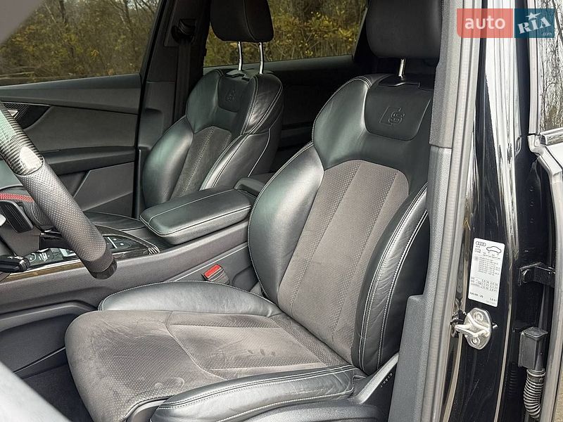 Позашляховик / Кросовер Audi Q7 2017 в Києві фото 16 Позашляховик / Кросовер Audi Q7 2017 в Києві