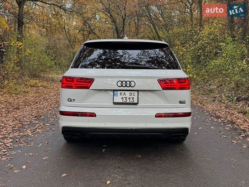 Внедорожник / Кроссовер Audi Q7 2019 в Киеве