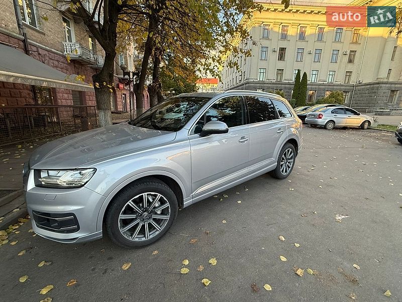 Внедорожник / Кроссовер Audi Q7 2016 в Луцке фото 5 Внедорожник / Кроссовер Audi Q7 2016 в Луцке