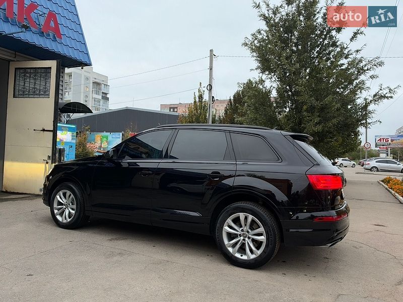 Внедорожник / Кроссовер Audi Q7 2019 в Кропивницком