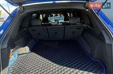 Внедорожник / Кроссовер Audi Q7 2016 в Хусте