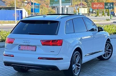 Позашляховик / Кросовер Audi Q7 2019 в Мукачевому