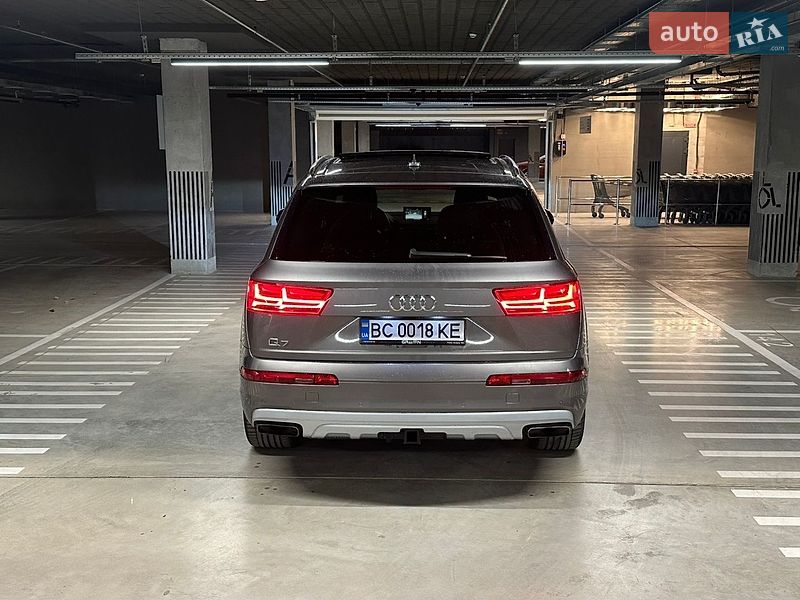 Внедорожник / Кроссовер Audi Q7 2016 в Львове