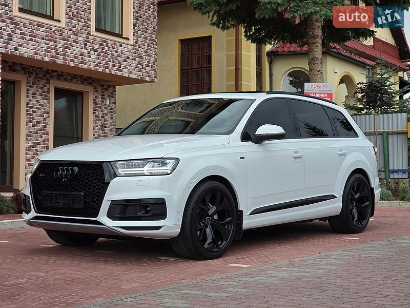 Внедорожник / Кроссовер Audi Q7 2018 в Черновцах