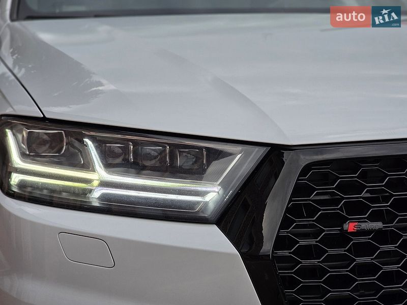 Внедорожник / Кроссовер Audi Q7 2018 в Черновцах