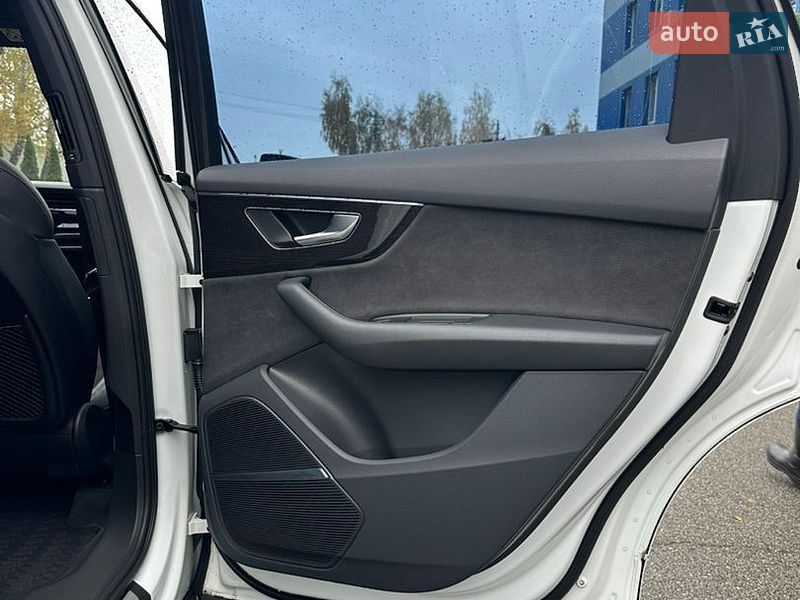 Внедорожник / Кроссовер Audi Q7 2024 в Киеве фото 25 Внедорожник / Кроссовер Audi Q7 2024 в Киеве