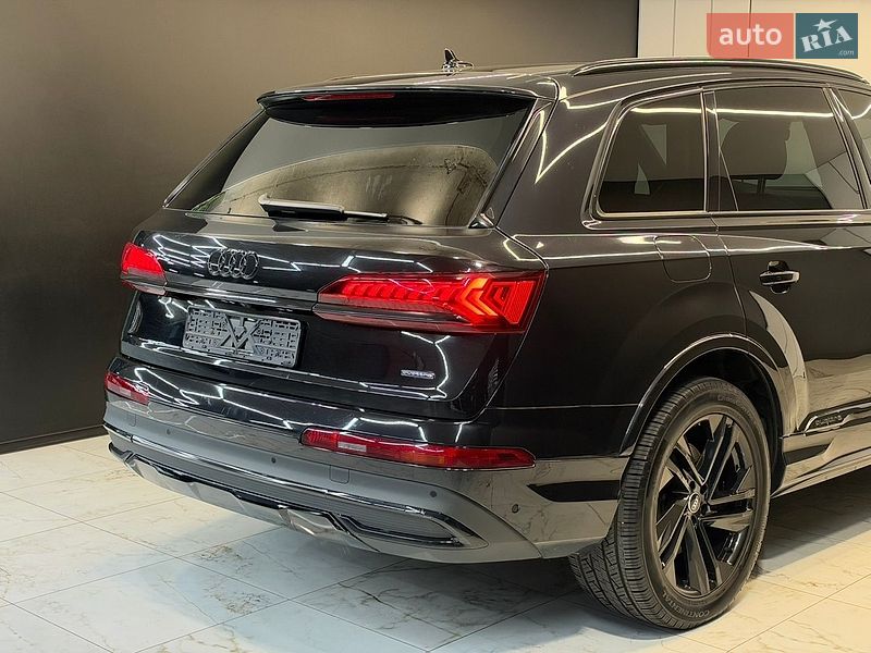 Позашляховик / Кросовер Audi Q7 2021 в Одесі