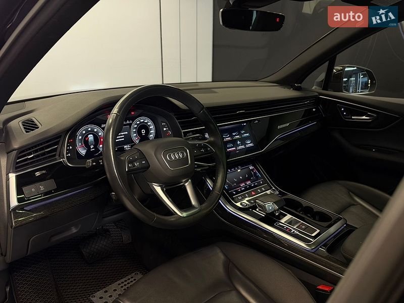 Позашляховик / Кросовер Audi Q7 2021 в Одесі