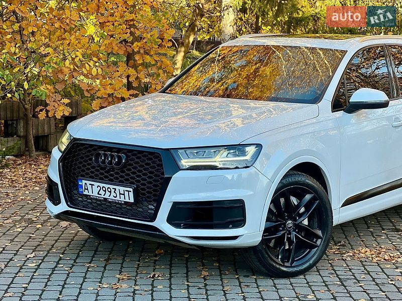 Позашляховик / Кросовер Audi Q7 2016 в Івано-Франківську