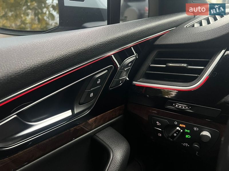 Позашляховик / Кросовер Audi Q7 2016 в Івано-Франківську