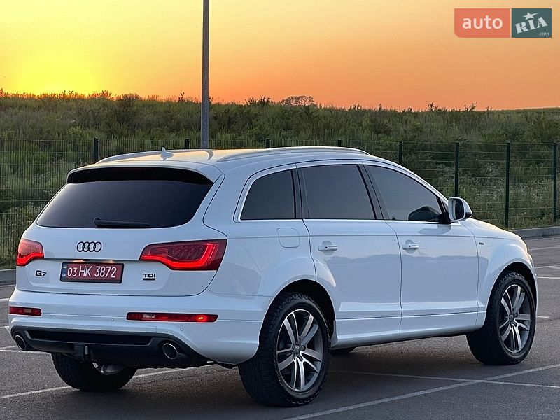Внедорожник / Кроссовер Audi Q7 2011 в Ровно