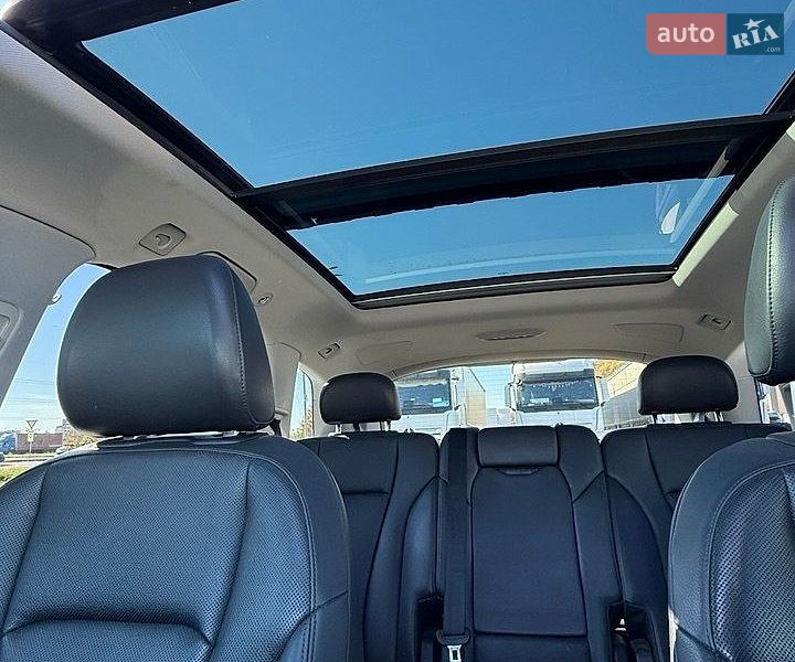 Внедорожник / Кроссовер Audi Q7 2017 в Мукачево
