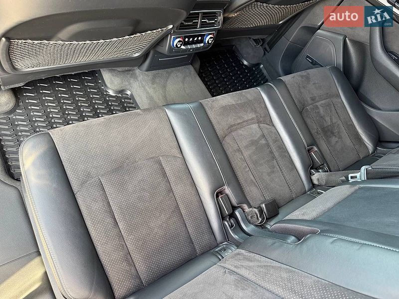 Позашляховик / Кросовер Audi Q7 2016 в Києві