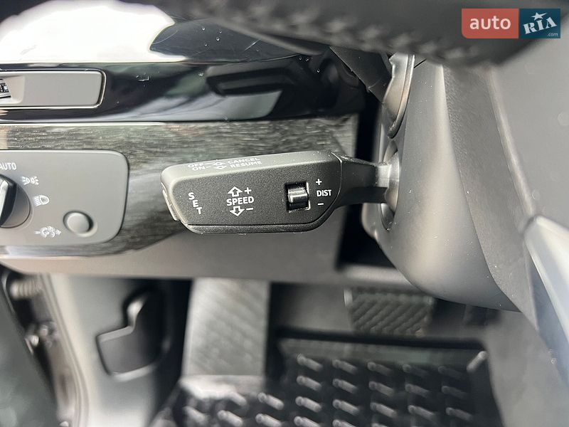 Позашляховик / Кросовер Audi Q7 2018 в Рівному