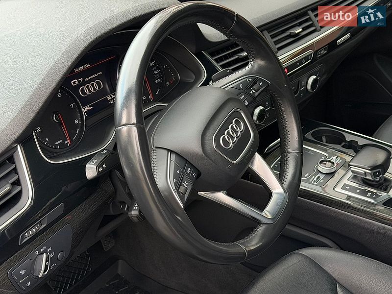 Позашляховик / Кросовер Audi Q7 2016 в Івано-Франківську
