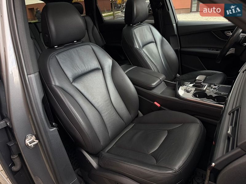 Позашляховик / Кросовер Audi Q7 2016 в Івано-Франківську
