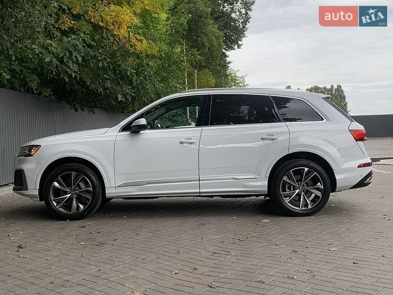 Внедорожник / Кроссовер Audi Q7 2020 в Хмельницком