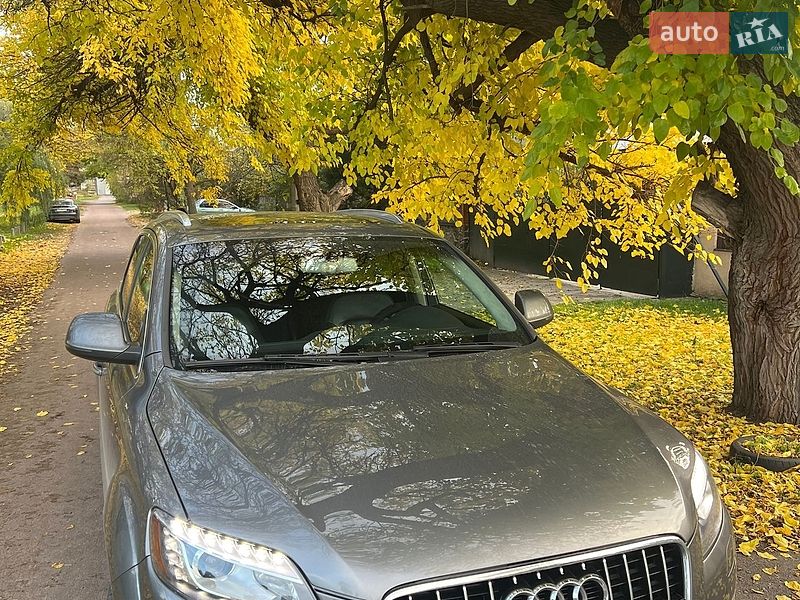 Внедорожник / Кроссовер Audi Q7 2013 в Киеве
