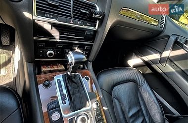 Внедорожник / Кроссовер Audi Q7 2013 в Киеве