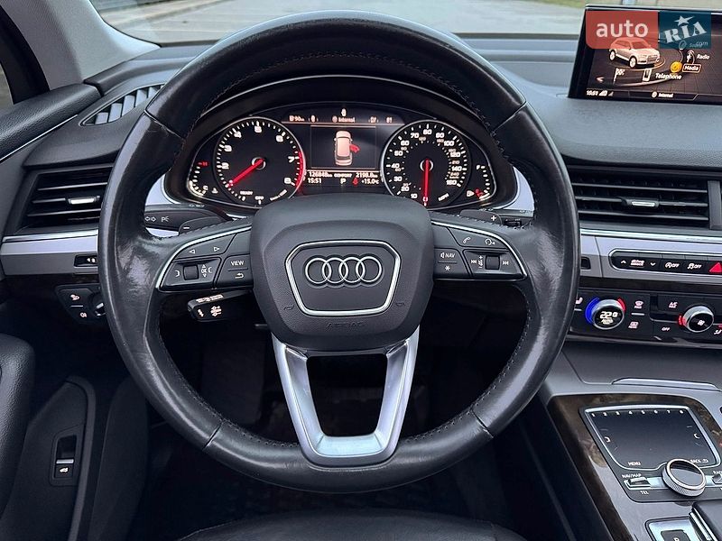 Внедорожник / Кроссовер Audi Q7 2017 в Одессе