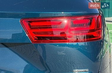 Позашляховик / Кросовер Audi Q7 2019 в Дніпрі