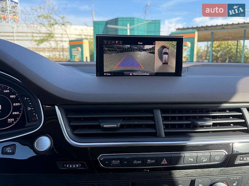 Позашляховик / Кросовер Audi Q7 2019 в Дніпрі